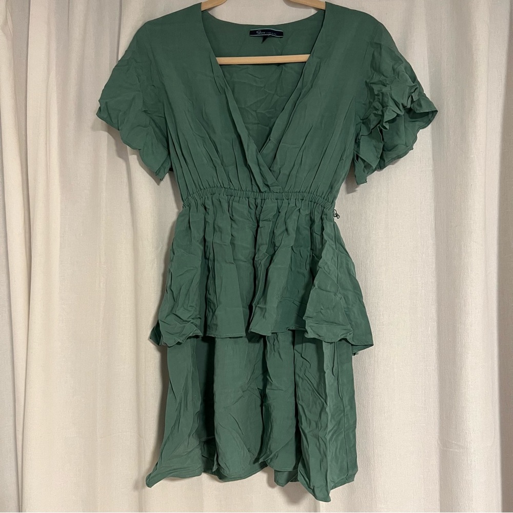 ✖️SOLD✖️ Ruffle Mini Dress - Picture 2 of 4